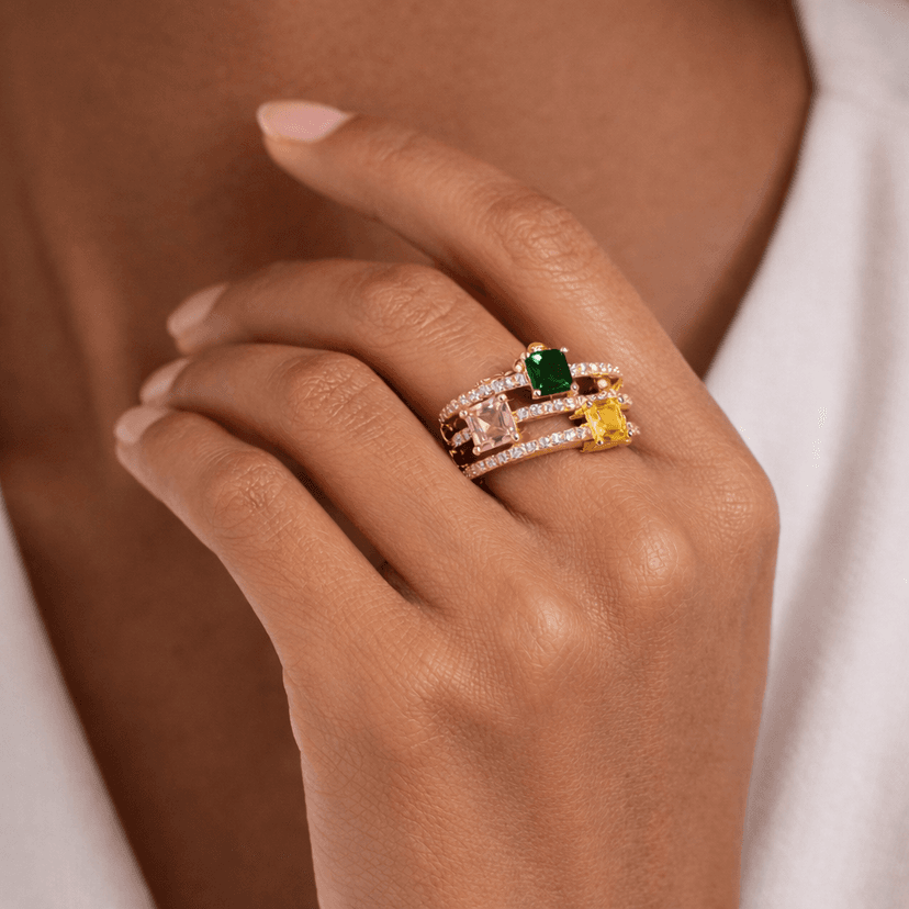 COCKTAIL TRIPLE STONE RING