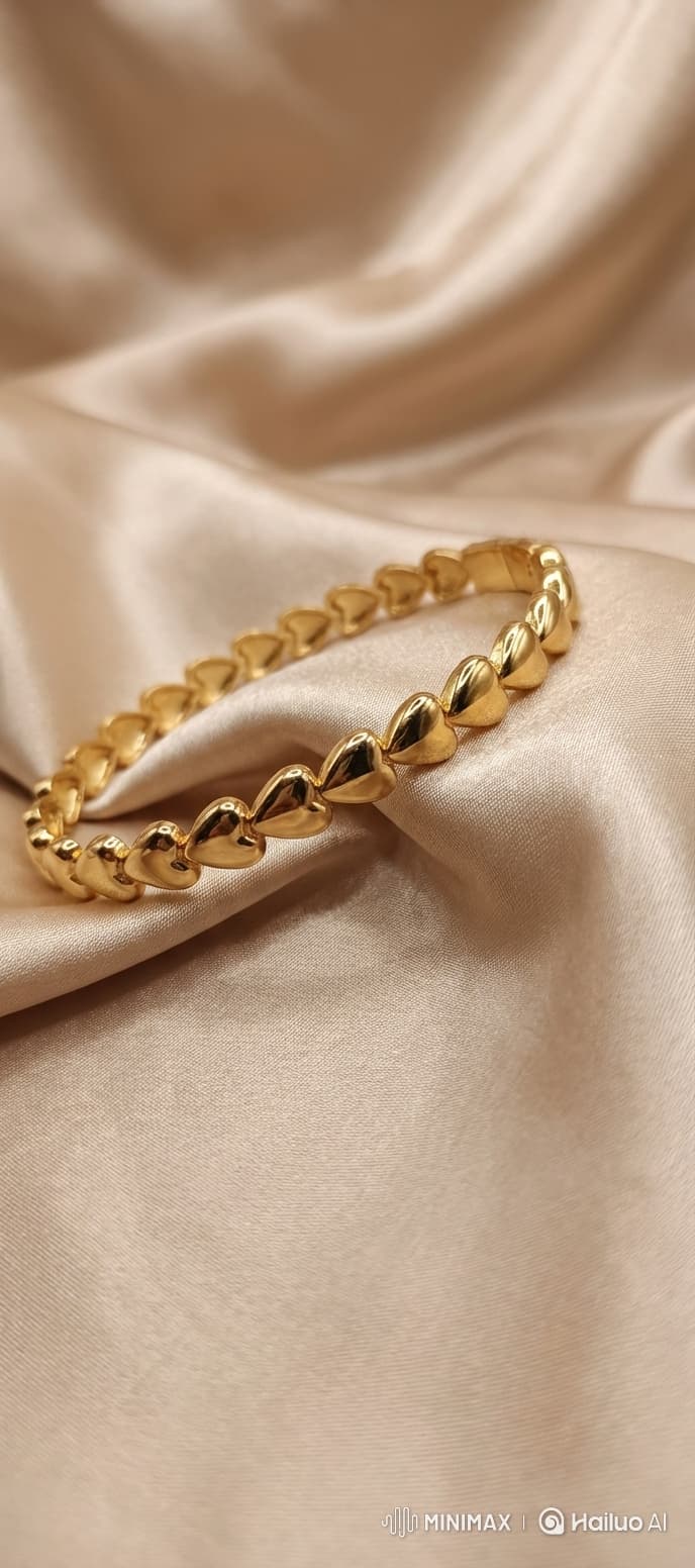 HEART LINKED BRACELET